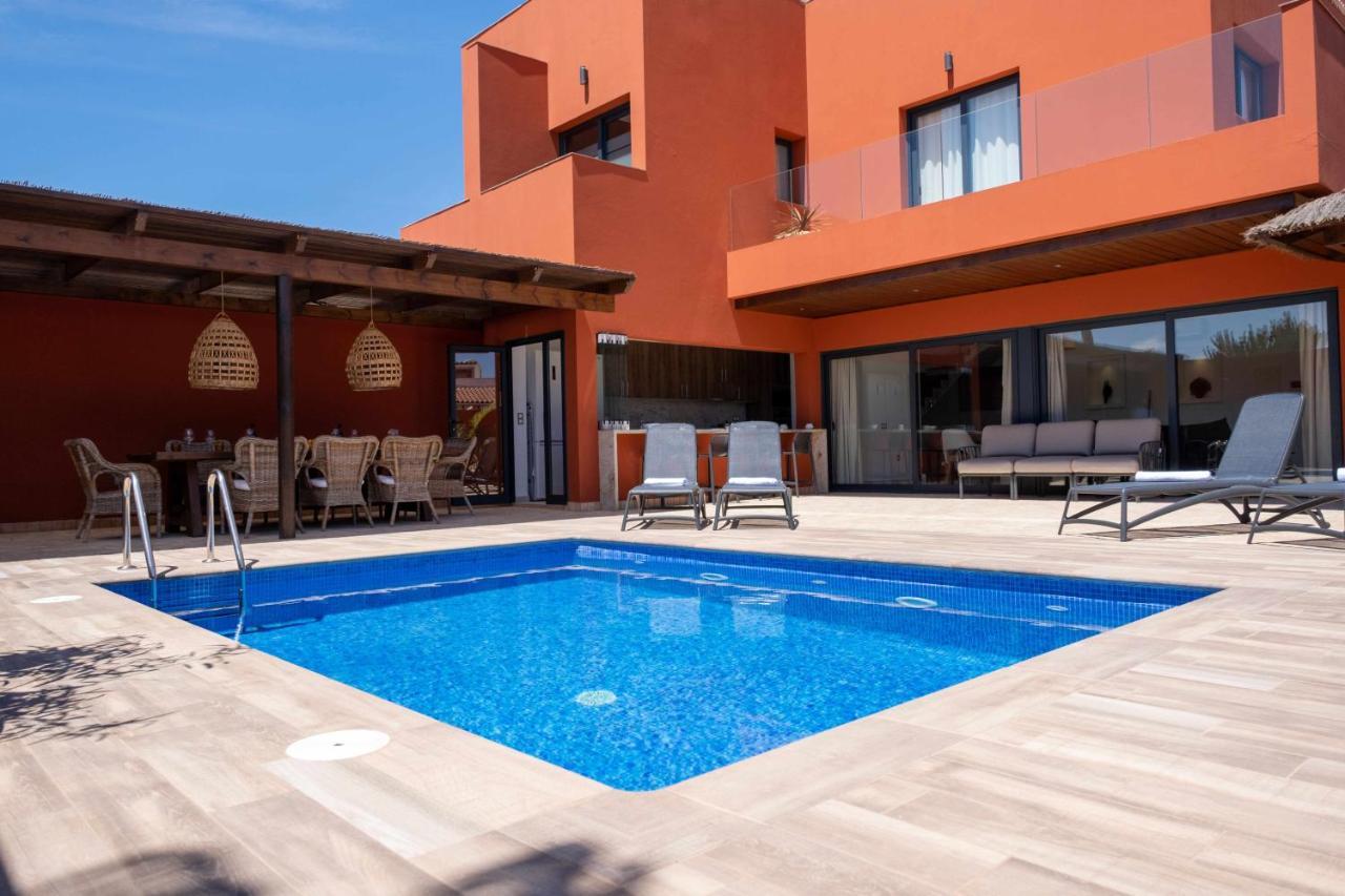 Villa Privada De Lujo Con Piscina Sabi Sabi Corralejo Exterior photo